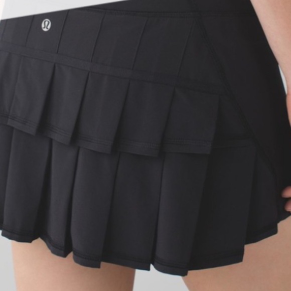 LULULEMON RUN PACE SETTER SKIRT BLACK SKORT TENNIS GOLF FLIRTY GYM PICKLEBALL 4 - Picture 3 of 10